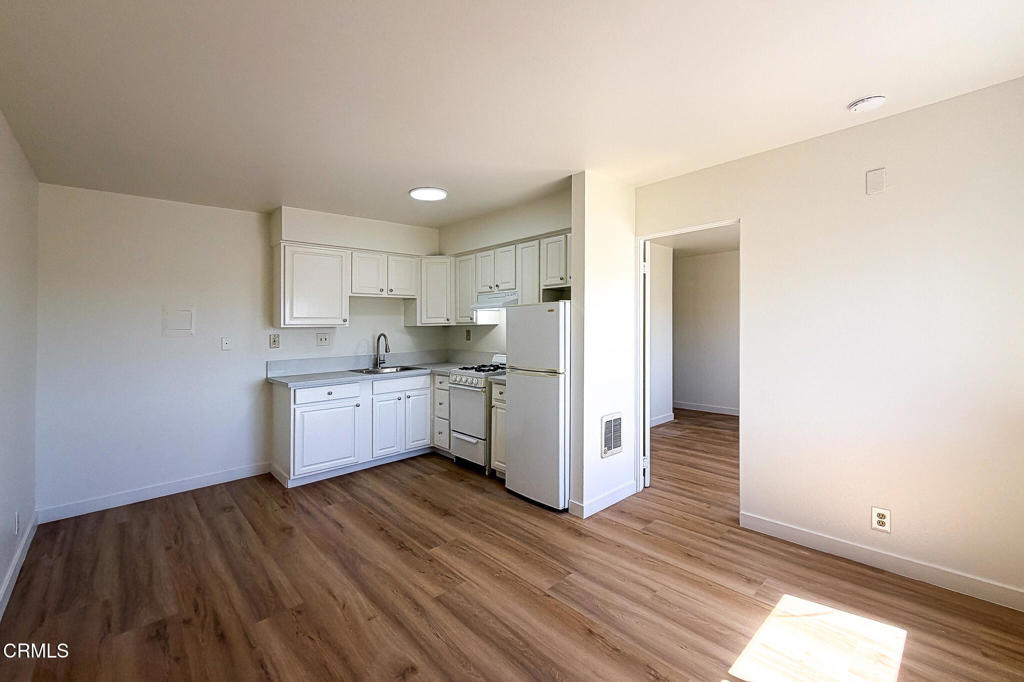 3901 Saviers Road, Unit 12 Oxnard, CA 93033 - Photo 8 of 12