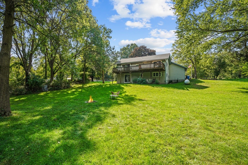 43 Hillside Road Cumberland, RI 02864 - Photo 19 of 24 Large back yard - private!