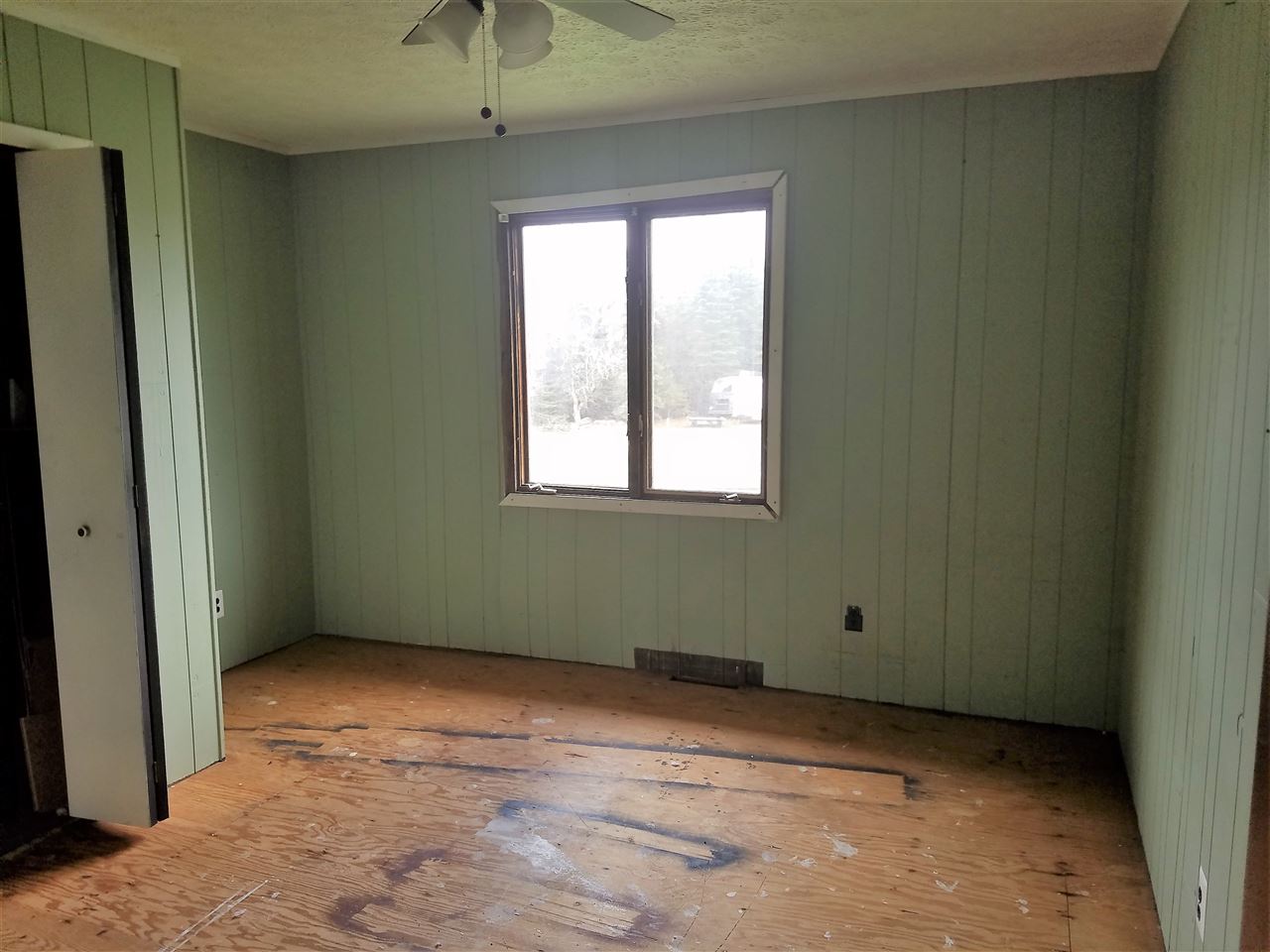 6094 South Snyder Road Southwest Fife Lake, MI 49633 - Photo 7 of 11 1860456-6.JPG