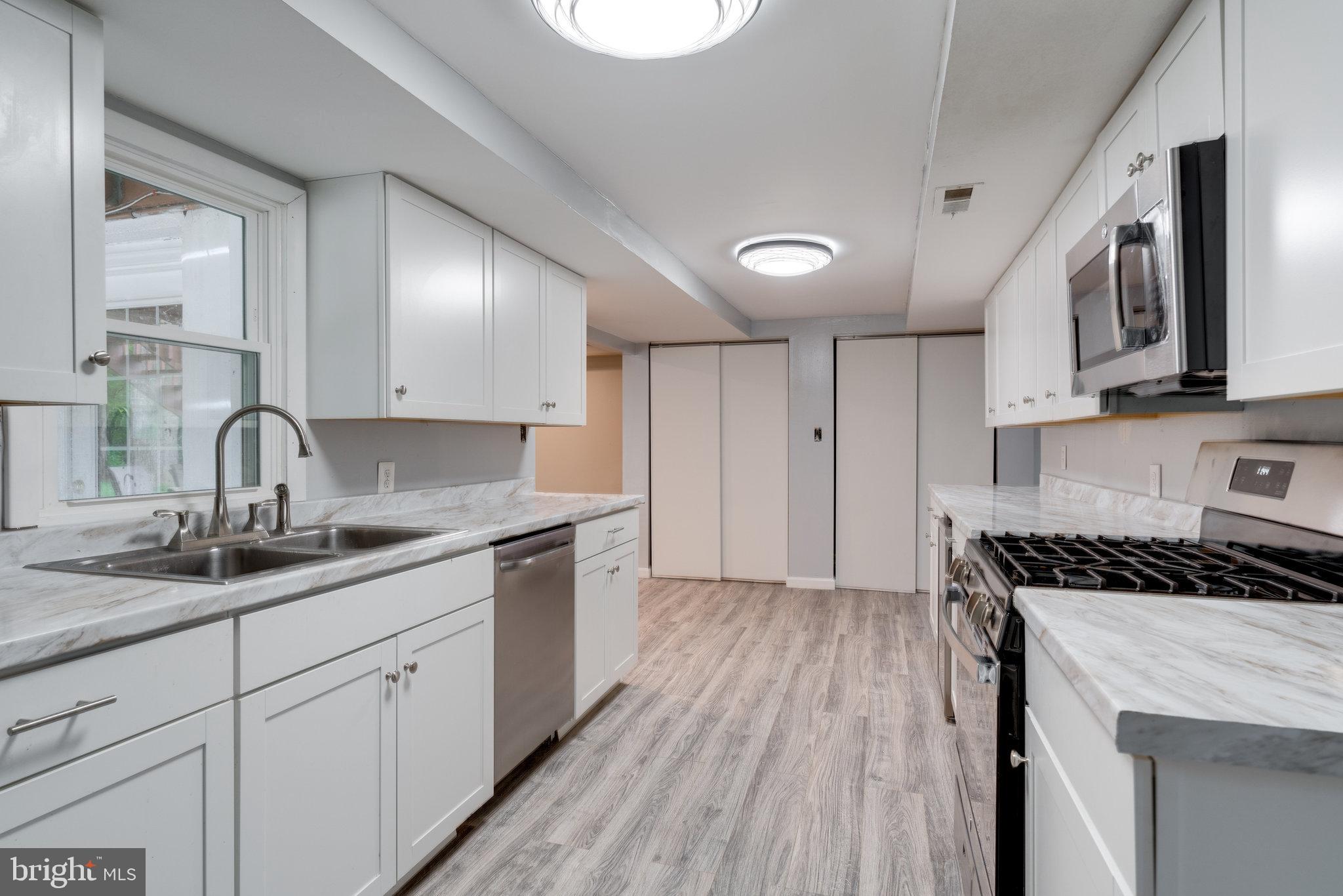 3803 Findley Road Woodbridge, VA 22193 - Photo 11 of 47 Gallery Image 11