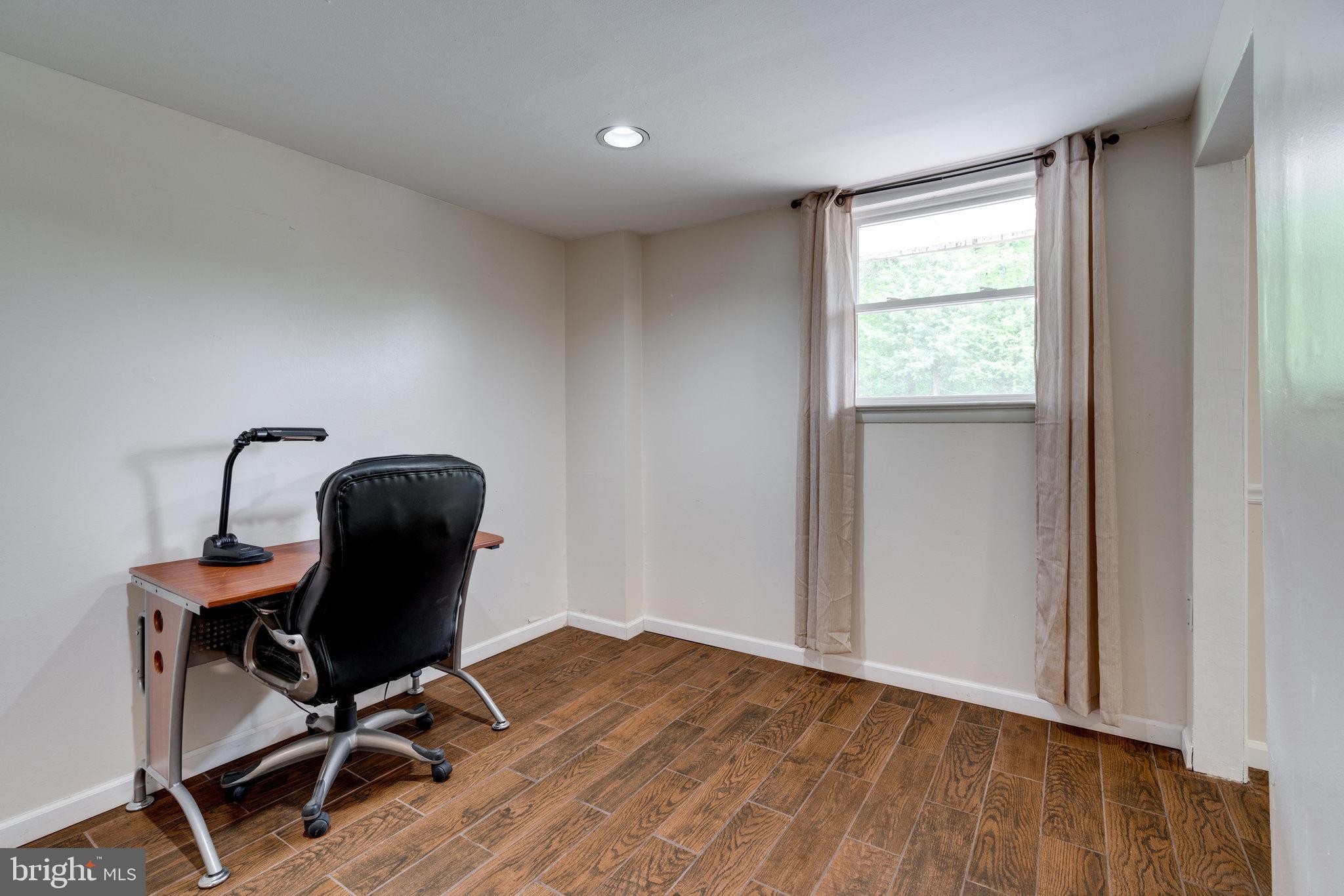 3803 Findley Road Woodbridge, VA 22193 - Photo 17 of 47 Gallery Image 17