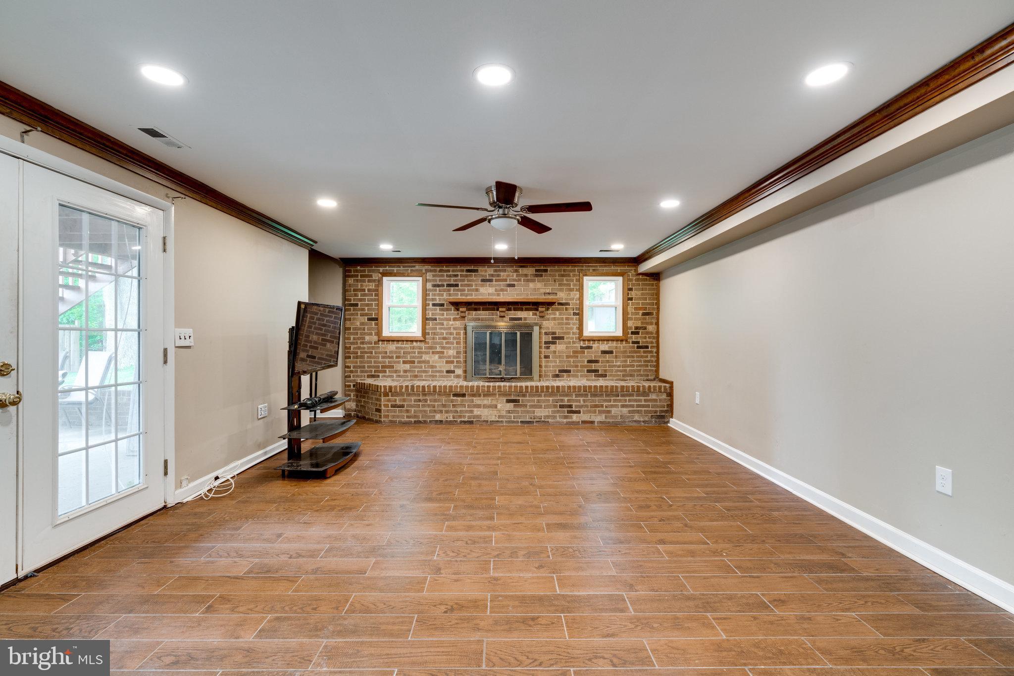 3803 Findley Road Woodbridge, VA 22193 - Photo 19 of 47 Gallery Image 19