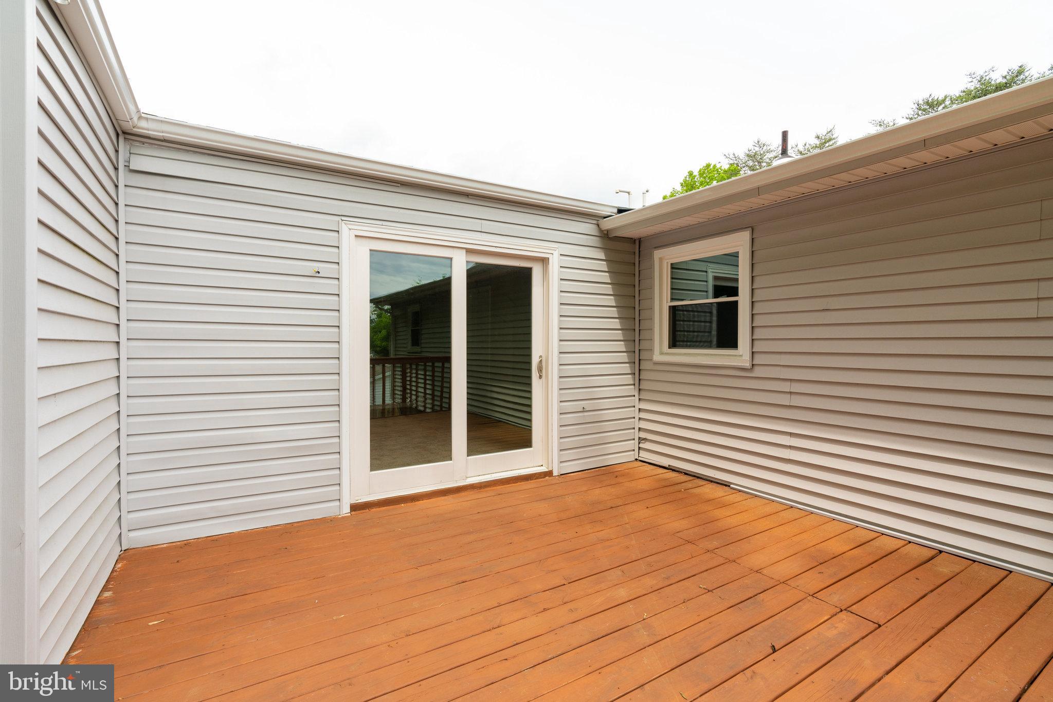 3803 Findley Road Woodbridge, VA 22193 - Photo 41 of 47 Gallery Image 41