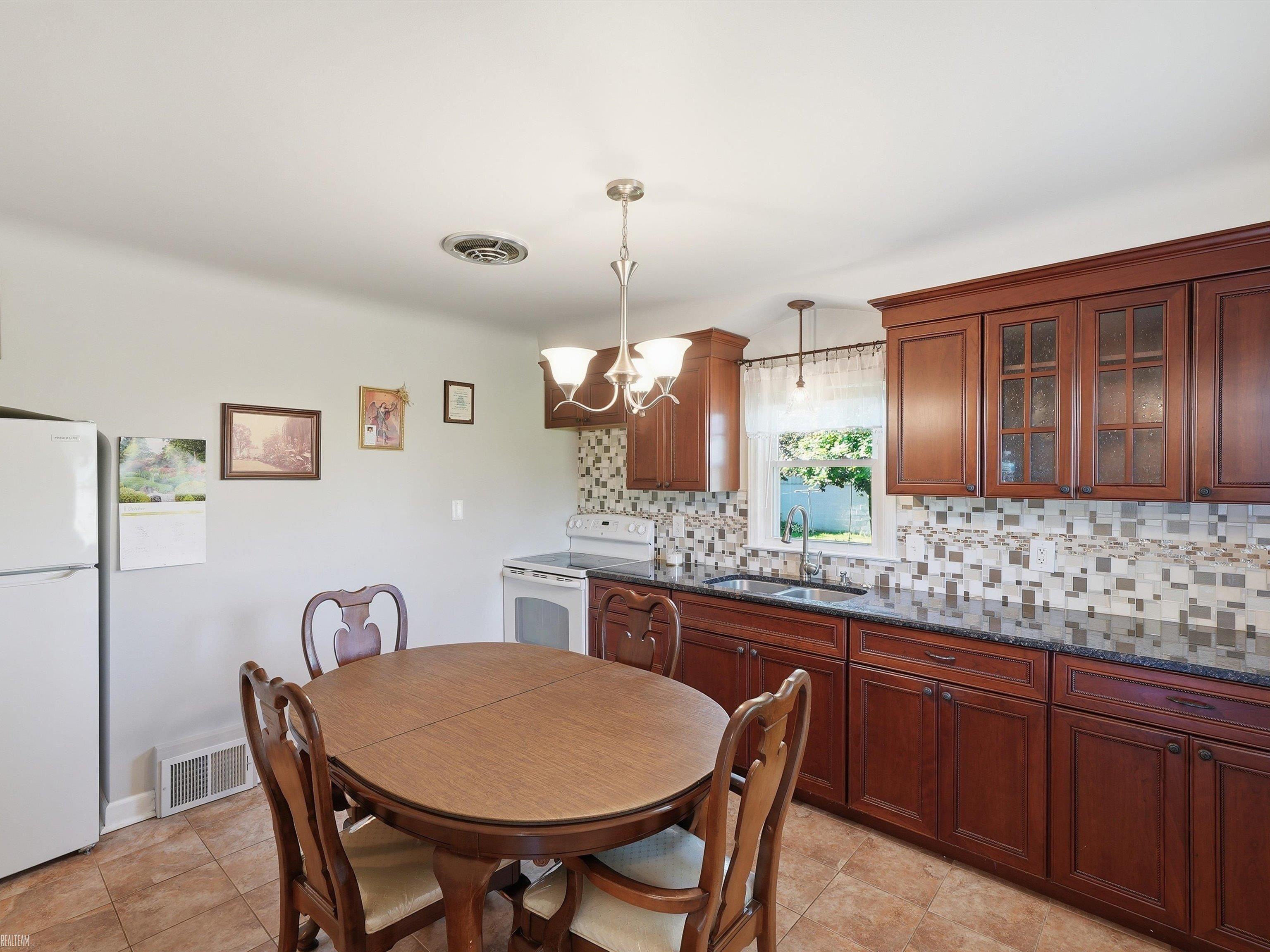 4466 18 1/2 Mile Road Sterling Heights, MI 48314 - Photo 2 of 41