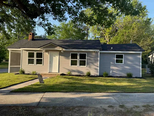 $179,900 | 512 East Liberty Street, Marion, SC 29571