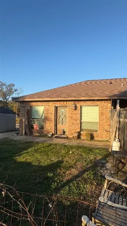 $1,050 | 2433 Duncan Drive, Freeport, TX 77541