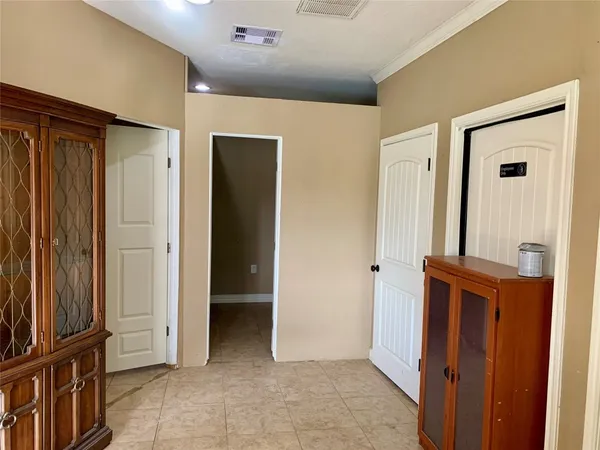 $1,050 | 2433 Duncan Drive, Freeport, TX 77541