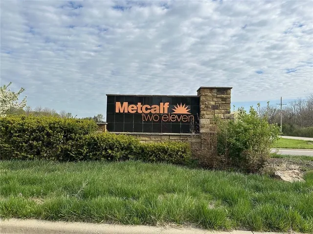 $250,000 | 20947 Floyd Street, Bucyrus, KS 66013