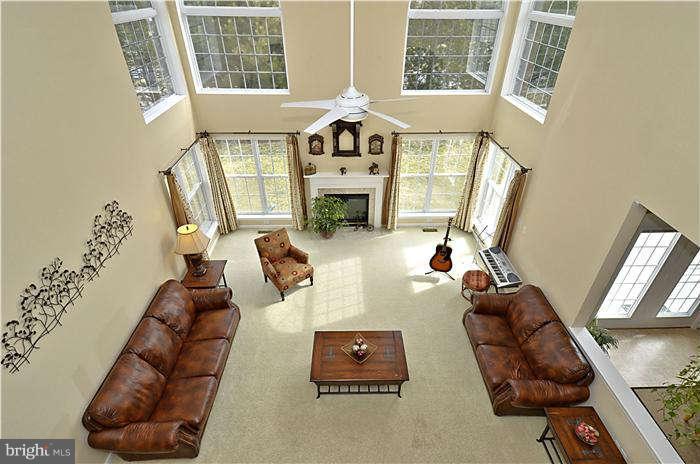 14213 Autumn Gold Road Boyds, MD 20841 - Photo 4 of 27 Family Room