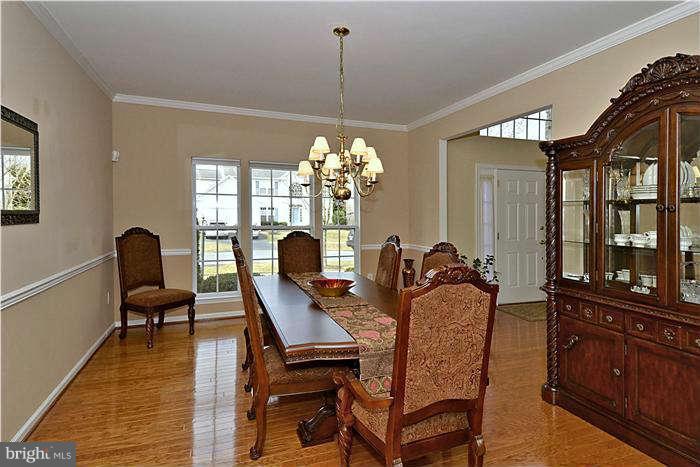 14213 Autumn Gold Road Boyds, MD 20841 - Photo 6 of 27 Dining Room