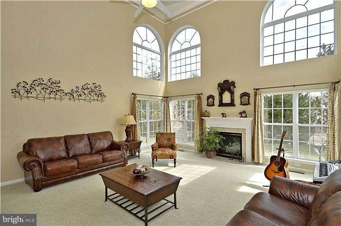 14213 Autumn Gold Road Boyds, MD 20841 - Photo 7 of 27 Family Room