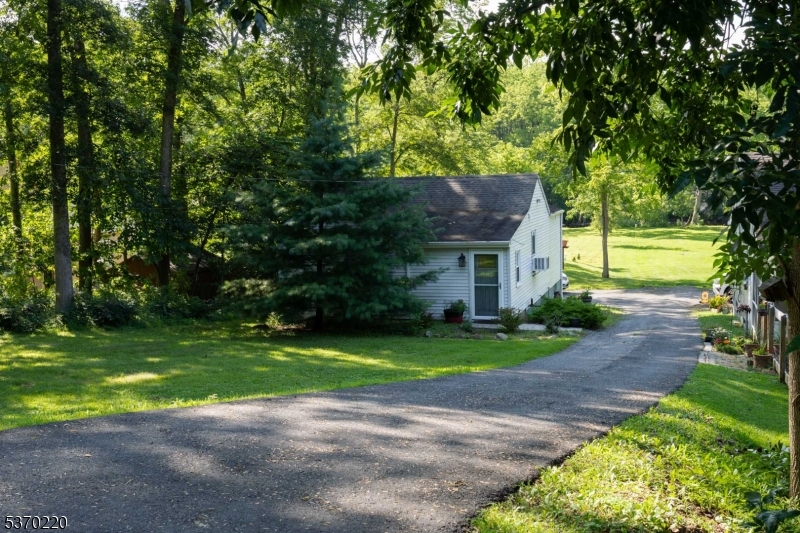 79 Musconetcong River Rd  