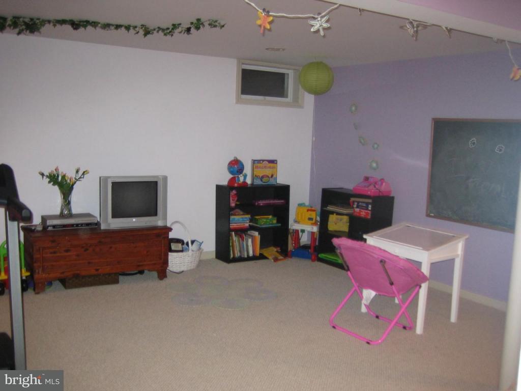 251 East Roseville Road Lancaster, PA 17601 - Photo 26 of 27 Gallery Image 26