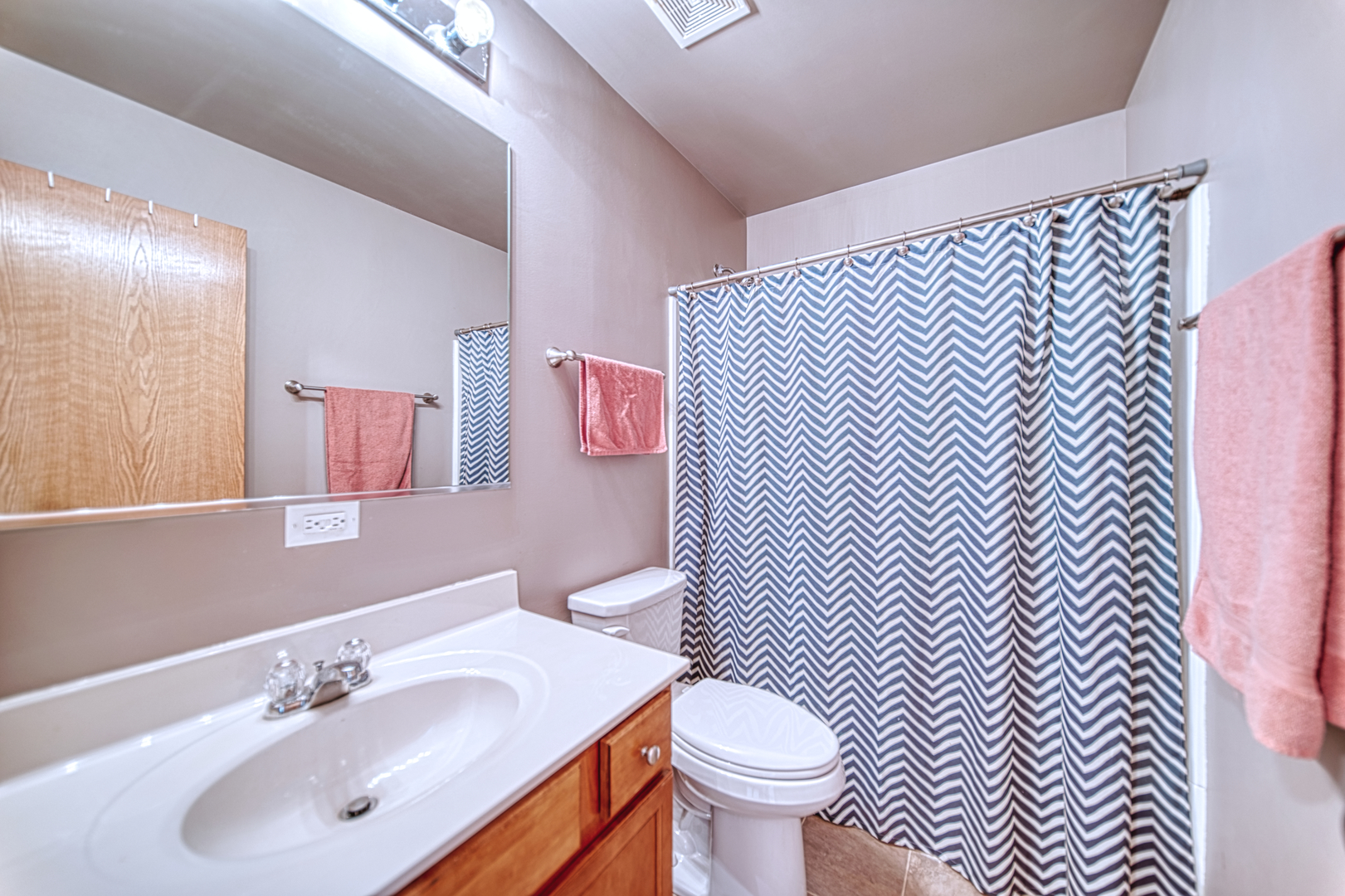 1849 Butterfield Road Woodstock, IL 60098 - Photo 21 of 32