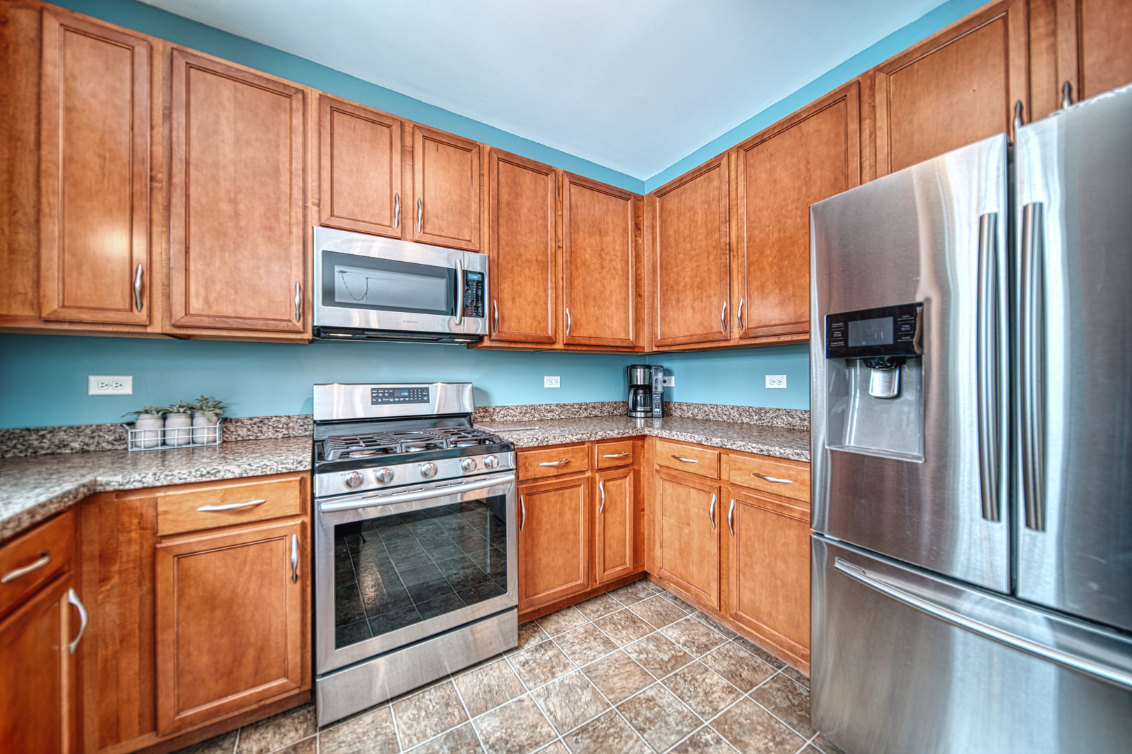 1849 Butterfield Road Woodstock, IL 60098 - Photo 7 of 32