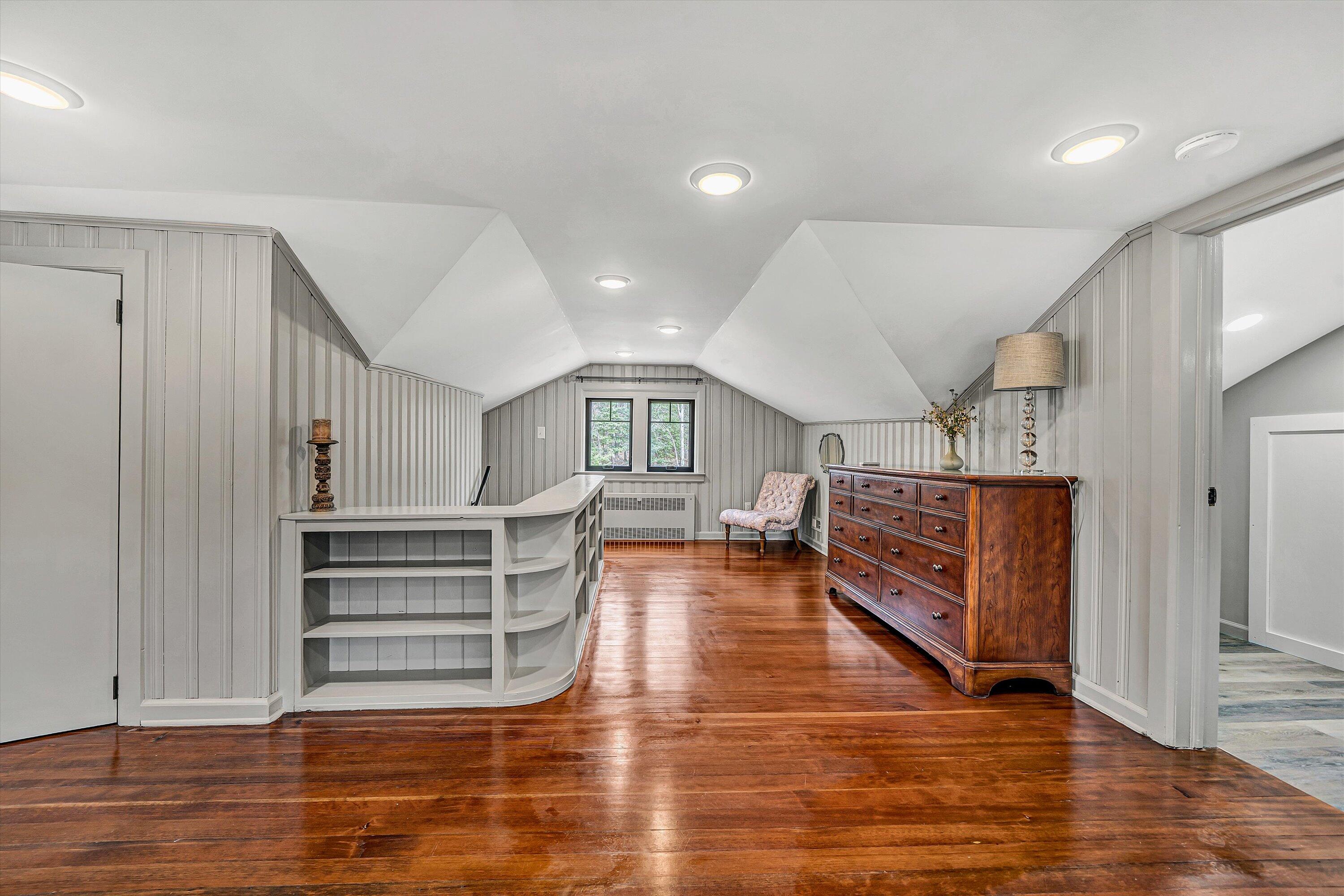1017 Overland Road Southwest Roanoke, VA 24015 - Photo 35 of 58 Primary Suite