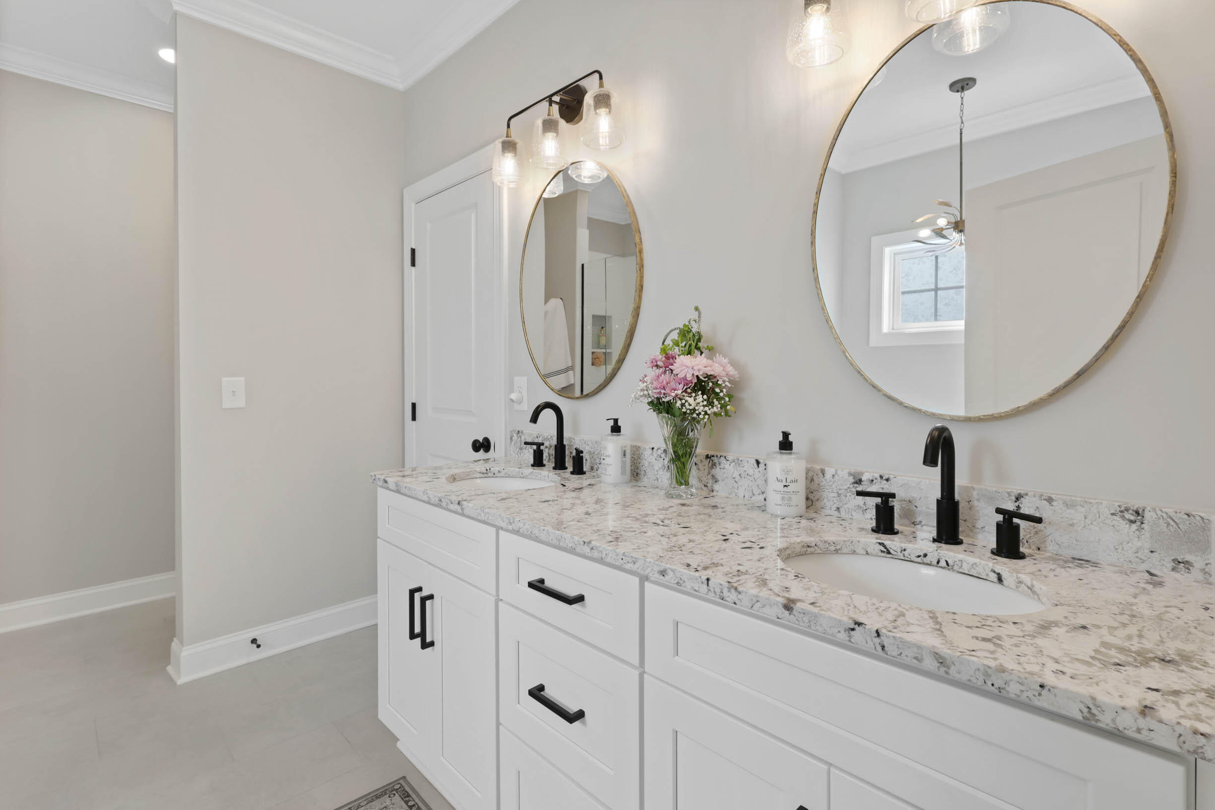 7457 Peytons Rise Way Georgetown, TN 37336 - Photo 20 of 50 Primary Bathroom
