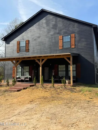 $390,000 | 622 Highway 583, Tylertown, MS 39667
