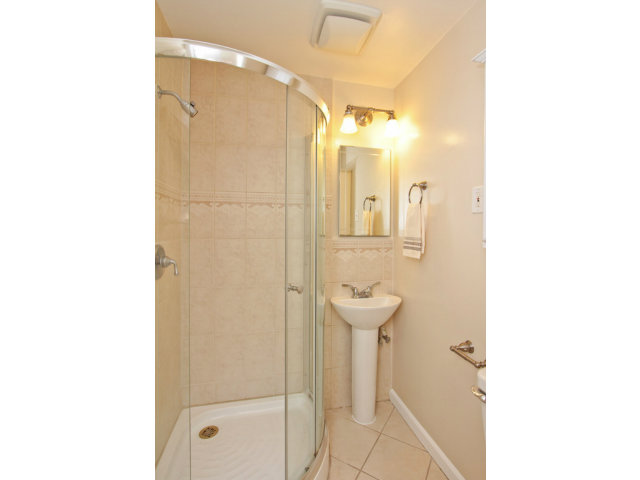 4756 Raspberry Place San Jose, CA 95129 - Photo 5 of 22 Gallery Image 5
