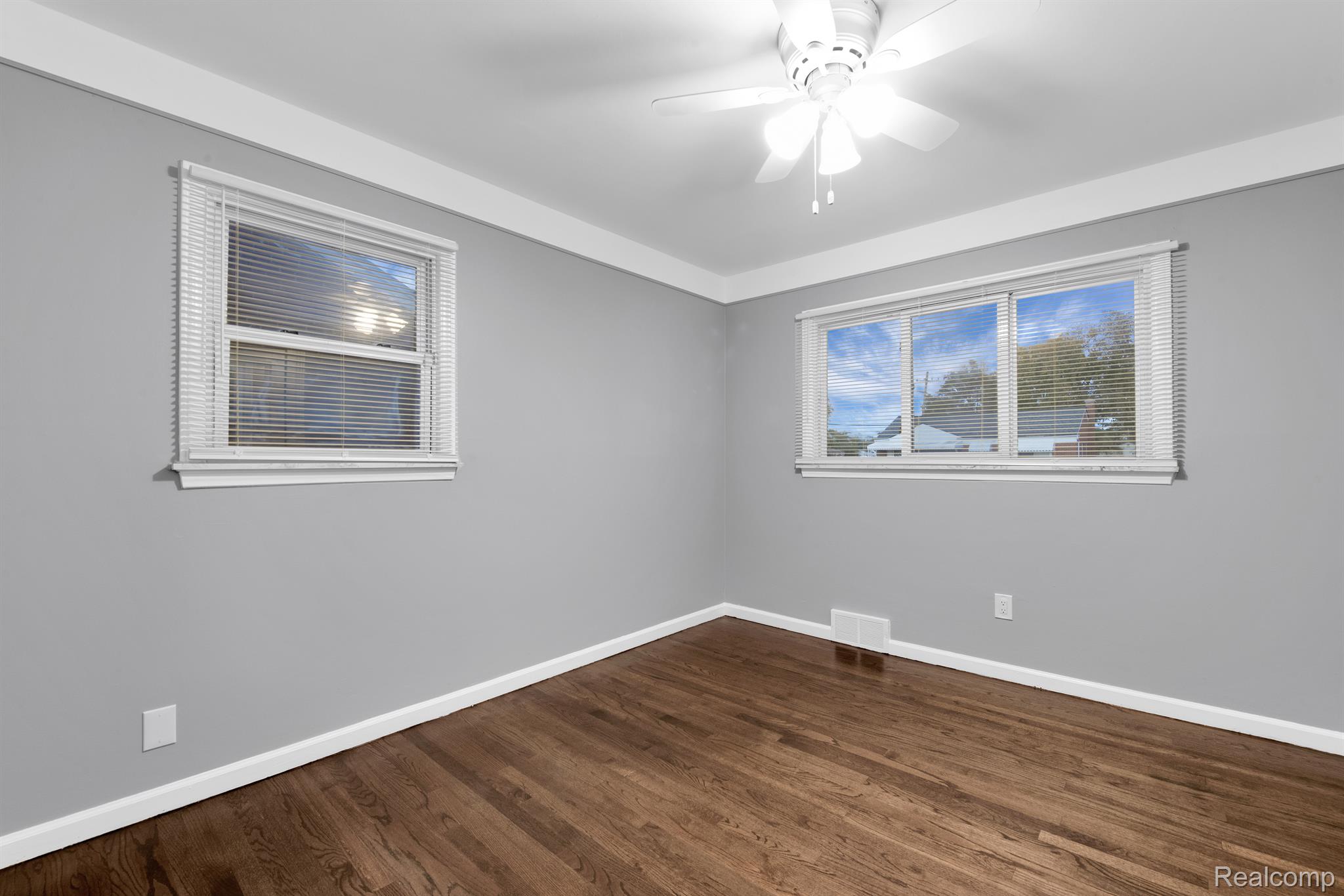 1420 Wellesley Street Inkster, MI 48141 - Photo 9 of 28 Gallery Image 9