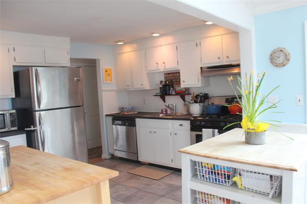 499 Hatherly Road Scituate, MA 02066 - Photo 3 of 13 Gallery Image 3