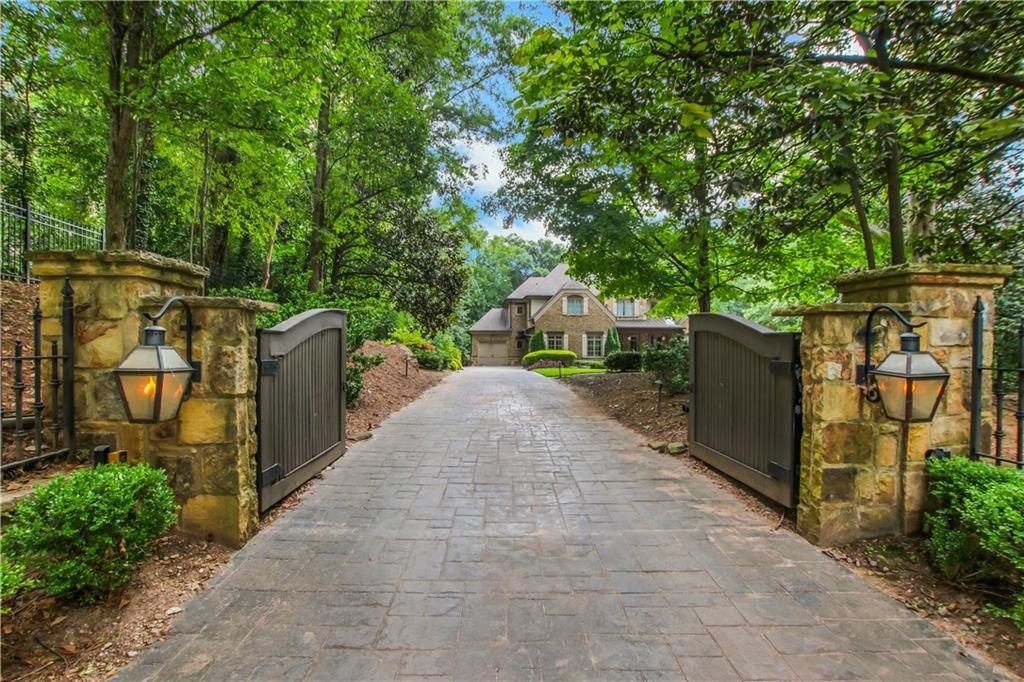 5265 Peachtree Dunwoody Road Sandy Springs, GA 30342 - Photo 85 of 122