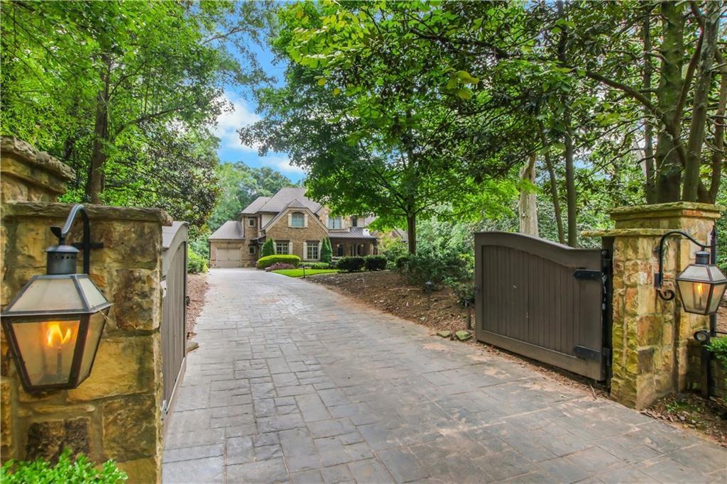 5265 Peachtree Dunwoody Road Sandy Springs, GA 30342 - Photo 86 of 122