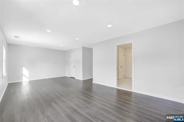 $4,600 | 29 Park View Place, Fair Lawn, NJ 07410