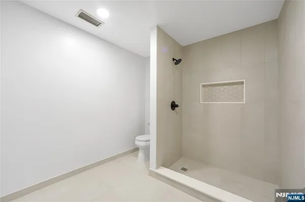 $4,600 | 29 Park View Place, Fair Lawn, NJ 07410