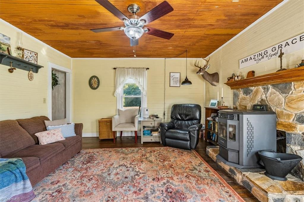6842 Welborn Road Trinity, NC 27370 - Photo 8 of 34 Gallery Image 8