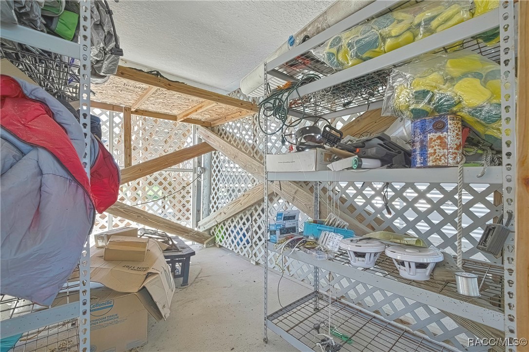 2855 North Rivers Edge Boulevard, Unit 213 Crystal River, FL 34429 - Photo 38 of 62 a view of entryway with a lot of stuff