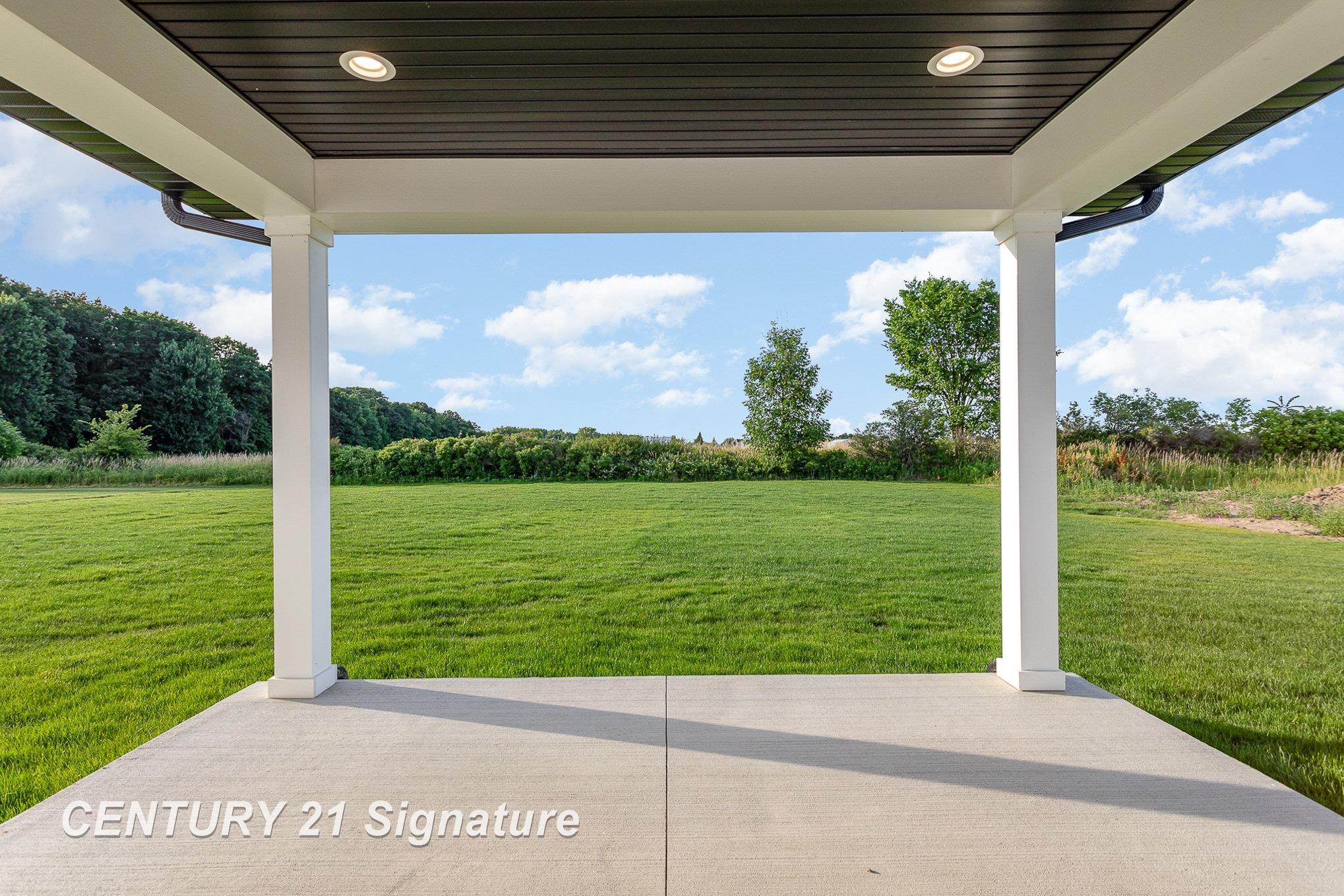 2279 Holly Ridge Lane Standish, MI 48658 - Photo 9 of 41 Gallery Image 9