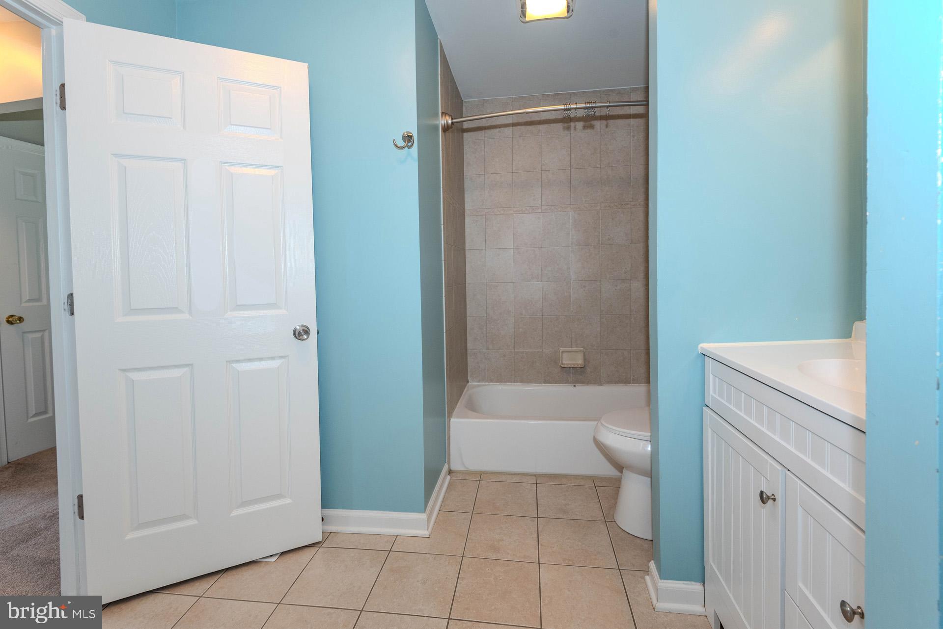 8462 Miramar Road Pasadena, MD 21122 - Photo 11 of 38 Gallery Image 11