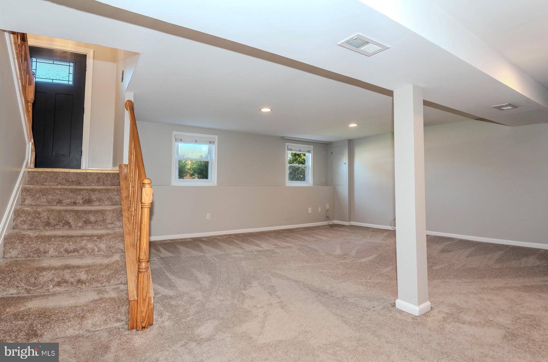 8462 Miramar Road Pasadena, MD 21122 - Photo 17 of 38 Gallery Image 17