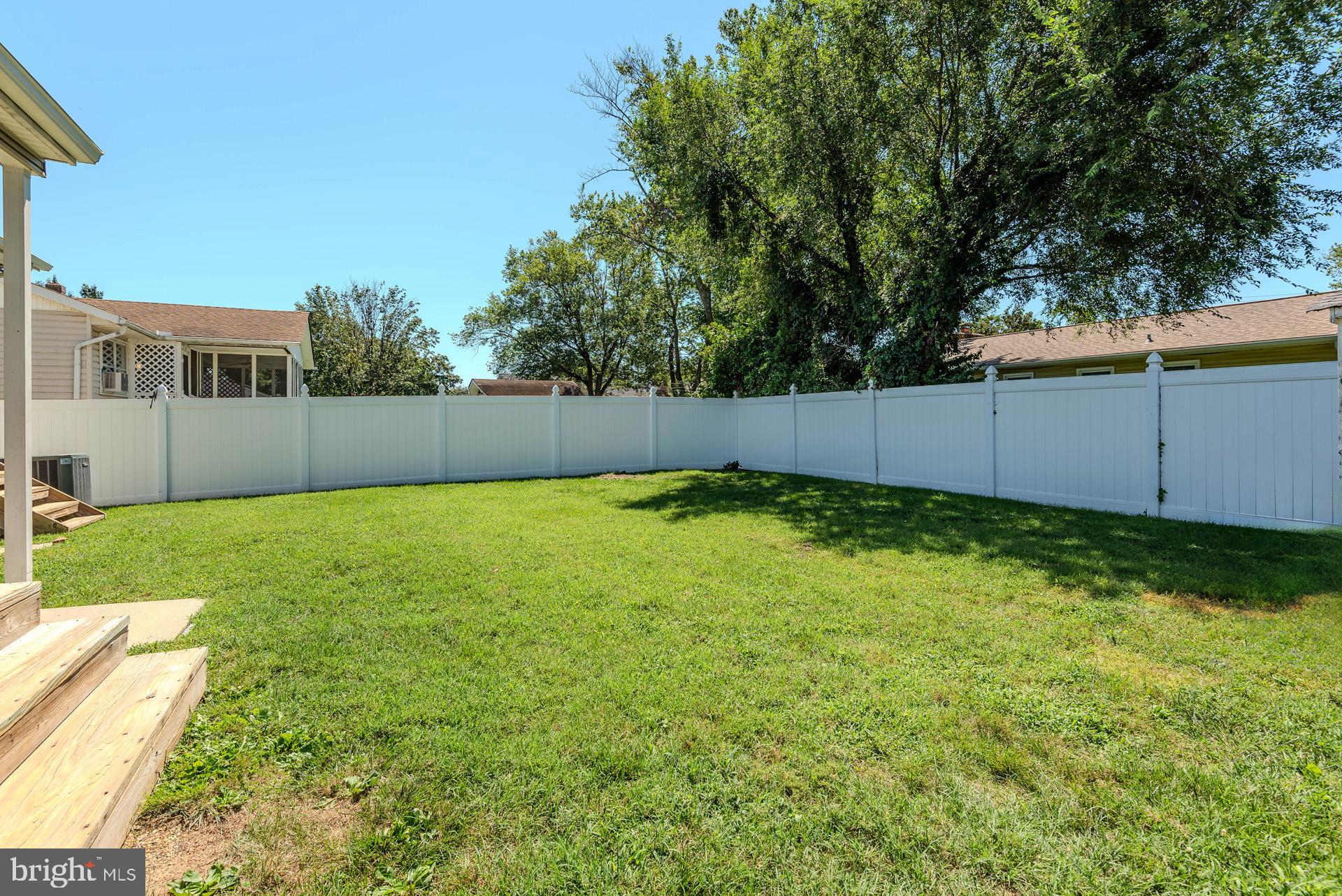 8462 Miramar Road Pasadena, MD 21122 - Photo 25 of 38 Fenced-In Large Level Backyard
