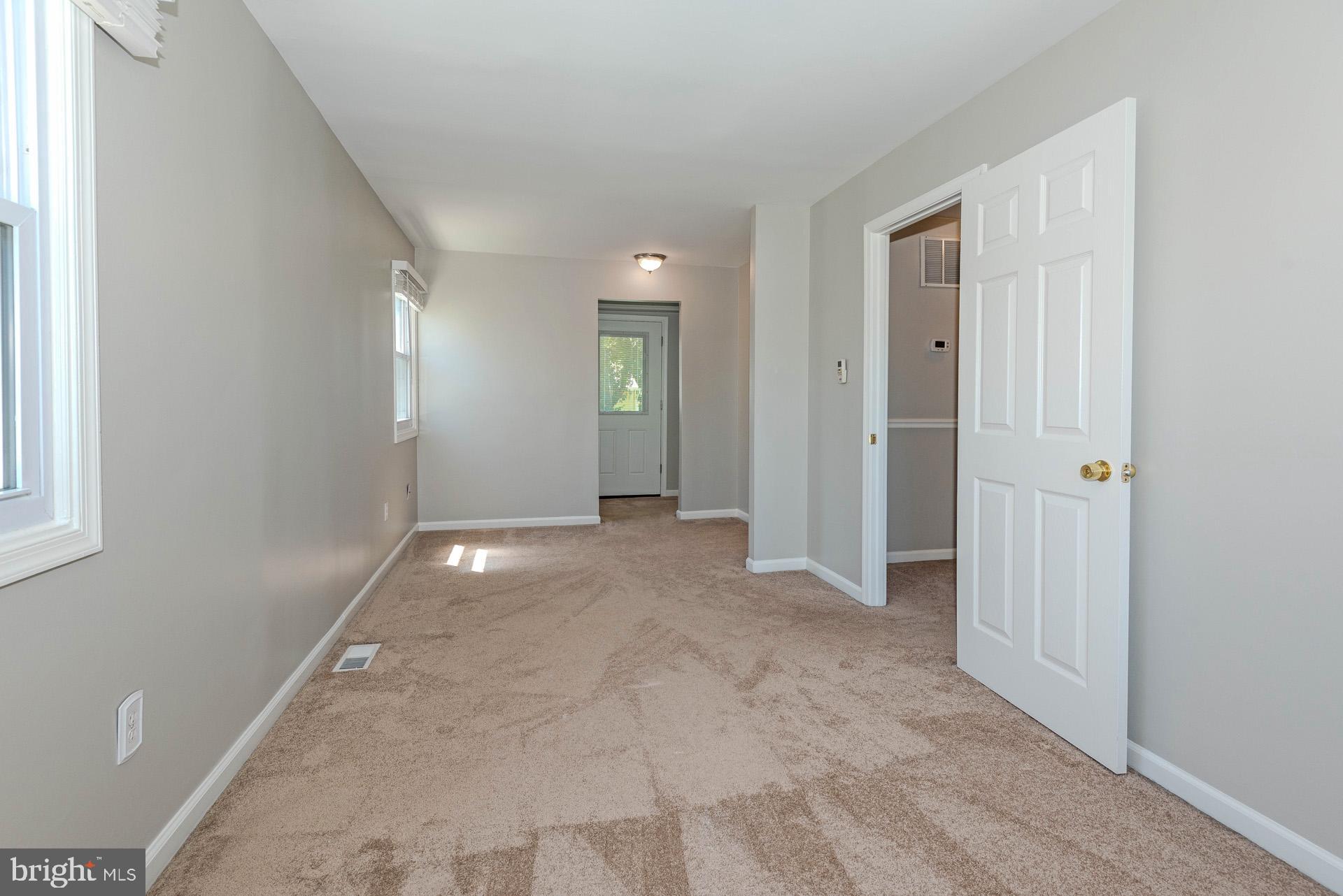 8462 Miramar Road Pasadena, MD 21122 - Photo 9 of 38 Gallery Image 9