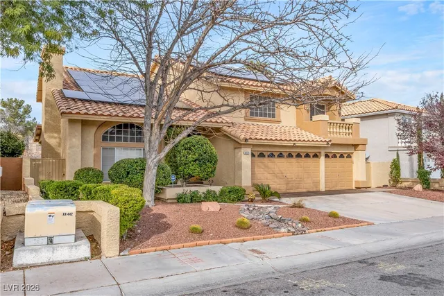 $3,925 | 2217 Harbor Cliff Drive, Las Vegas, NV 89128