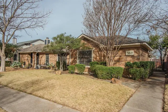 $1,950 | 568 Grace Lane, Coppell, TX 75019