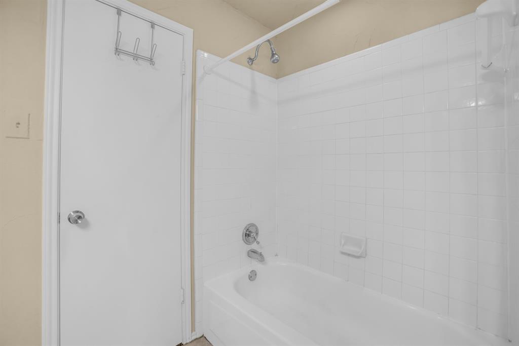 568 Grace Lane Coppell, TX 75019 - Photo 16 of 28