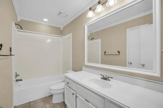 $1,950 | 568 Grace Lane, Coppell, TX 75019