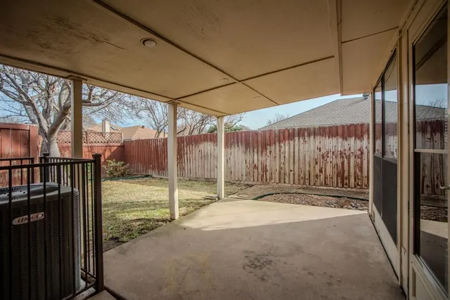 $1,950 | 568 Grace Lane, Coppell, TX 75019