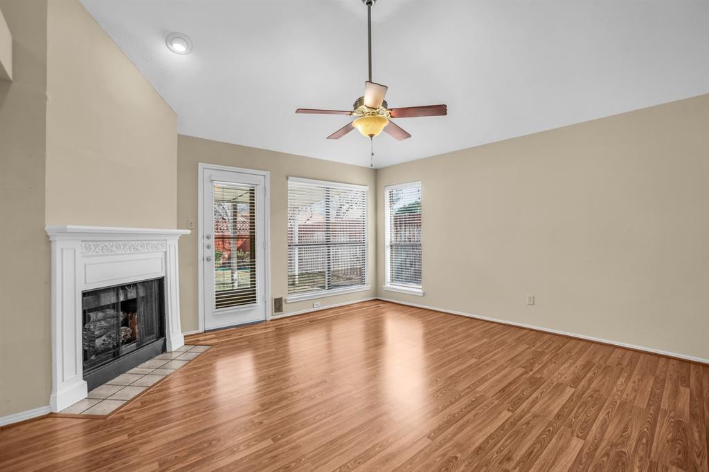 568 Grace Lane Coppell, TX 75019 - Photo 3 of 28