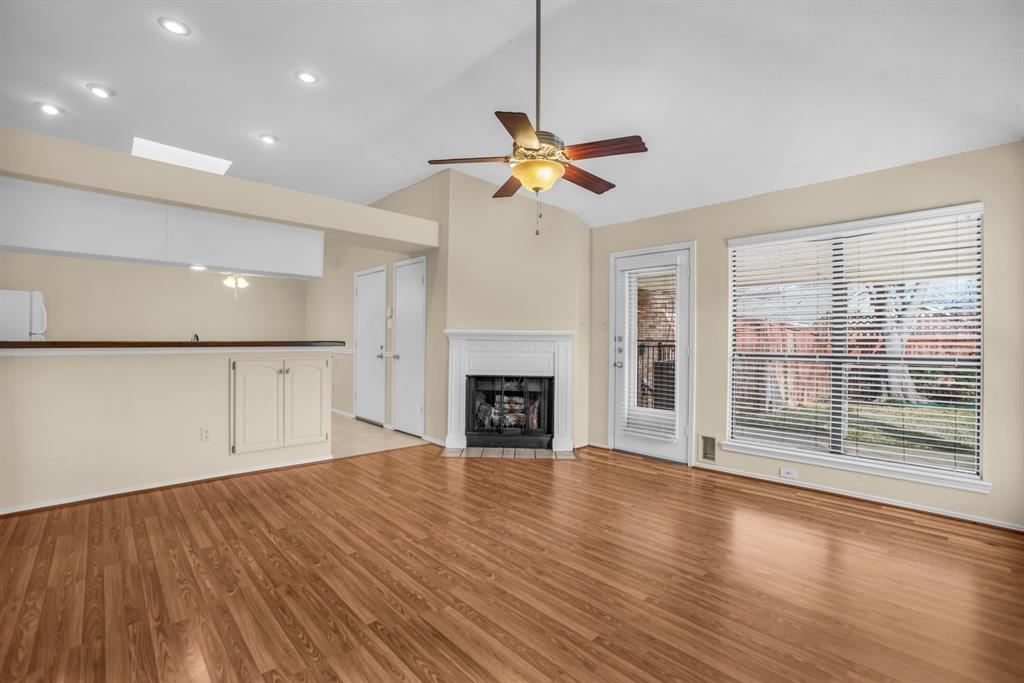 568 Grace Lane Coppell, TX 75019 - Photo 6 of 28