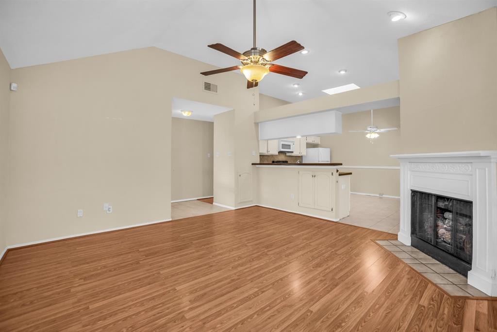 568 Grace Lane Coppell, TX 75019 - Photo 7 of 28