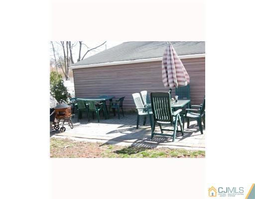 49 West Stony Road Edison, NJ 08817 - Photo 4 of 5