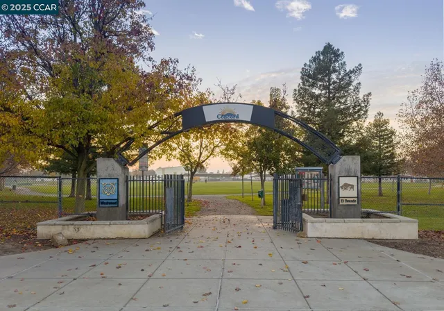 $699,000 | 4121 Kensington Drive, Concord, CA 94521