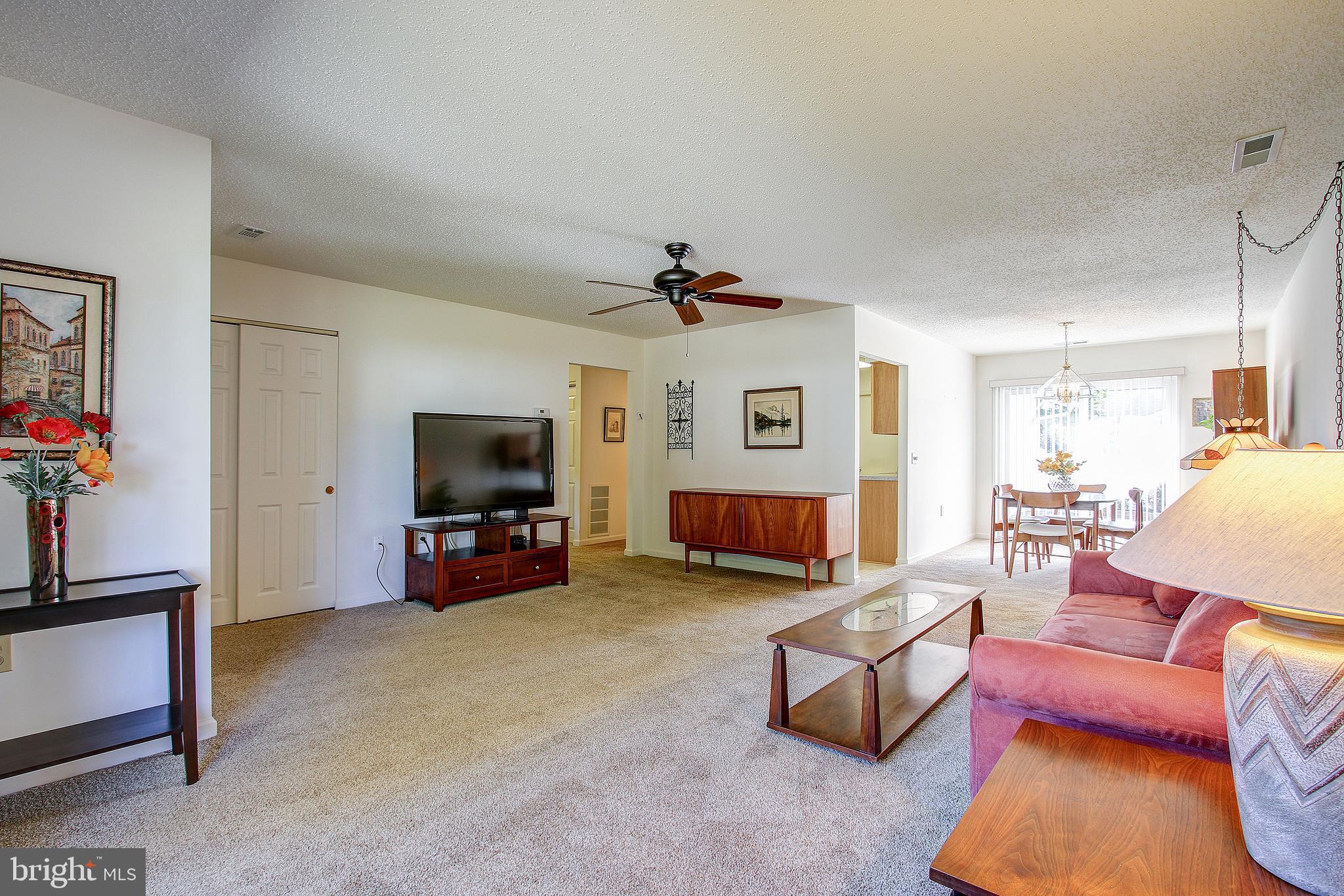 3705 Bethnal Way, Unit 33B Silver Spring, MD 20906 - Photo 6 of 32 Living room, view 4