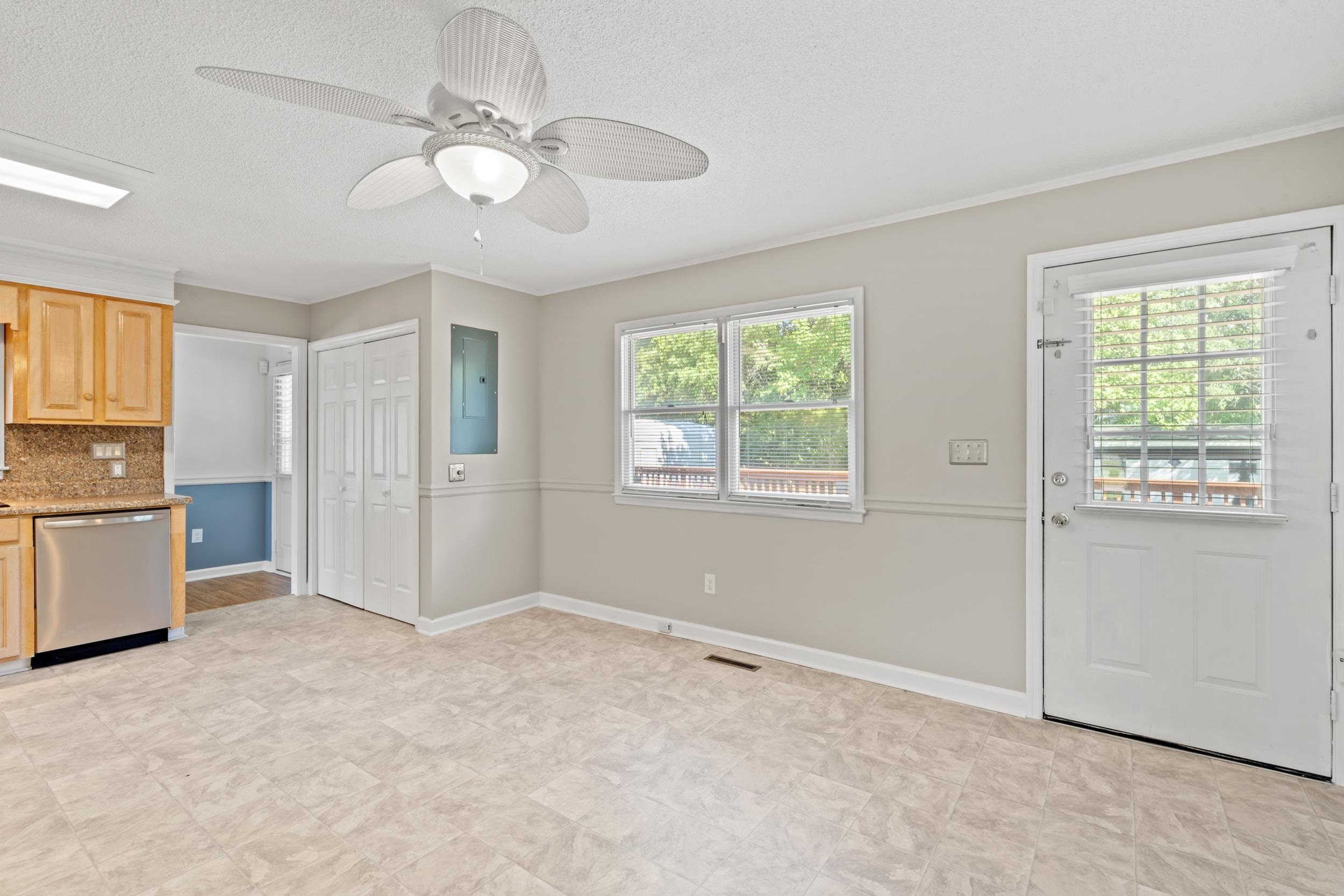 736 Millers Road Mullins, SC 29574 - Photo 5 of 38