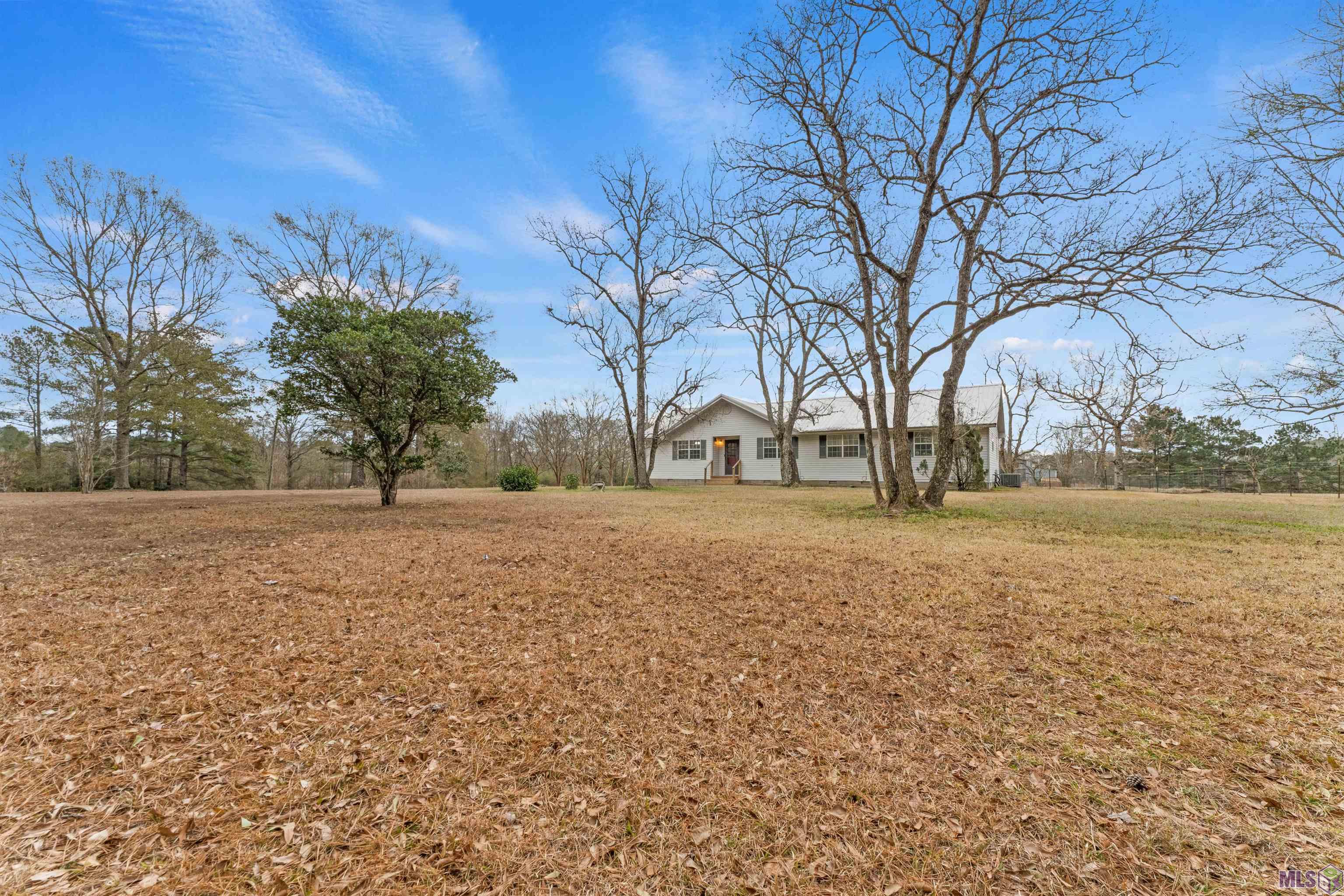 7155 Carruth Road Wilson, LA 70789 - Photo 3 of 30