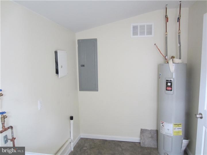 41 Maroon Road Levittown, PA 19056 - Photo 23 of 23 Laundry Room